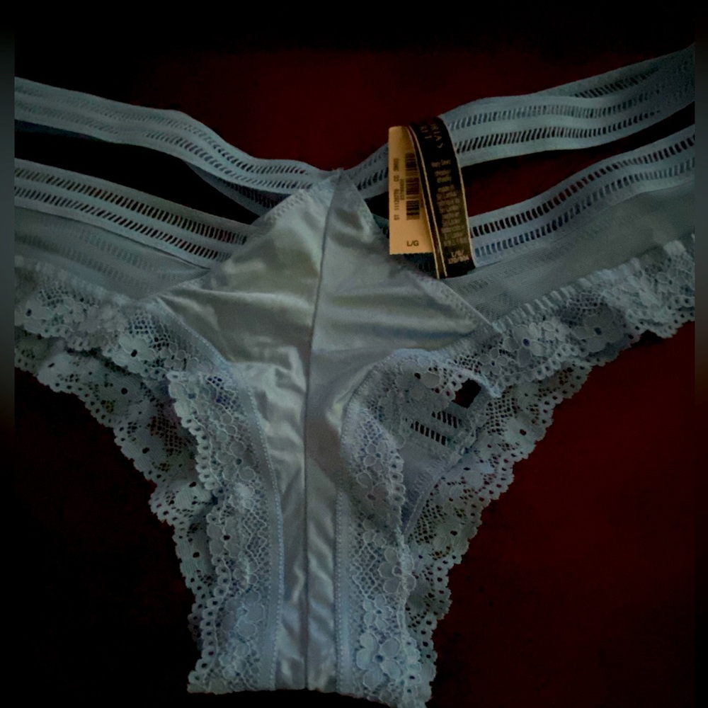 New Victoria’s secret 🤫Undies - Picture 4 of 5